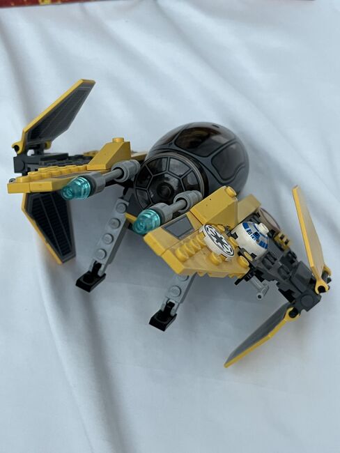 LEGO Star Wars 7256 – Jedi Starfighter and Vulture Droid (2005), Lego 7256, Giel, Star Wars, Panningen, Image 4