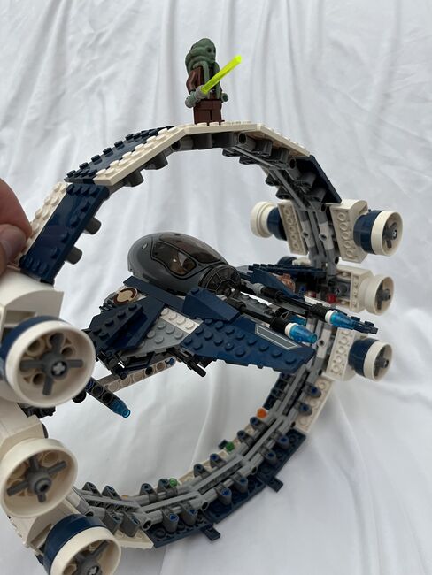 LEGO Star Wars 7661 – Jedi Starfighter met Hyperdrive Booster Ring (2007), Lego 7661, Giel, Star Wars, Panningen, Image 3