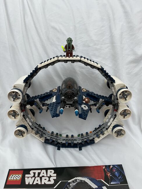 LEGO Star Wars 7661 – Jedi Starfighter met Hyperdrive Booster Ring (2007), Lego 7661, Giel, Star Wars, Panningen, Image 2