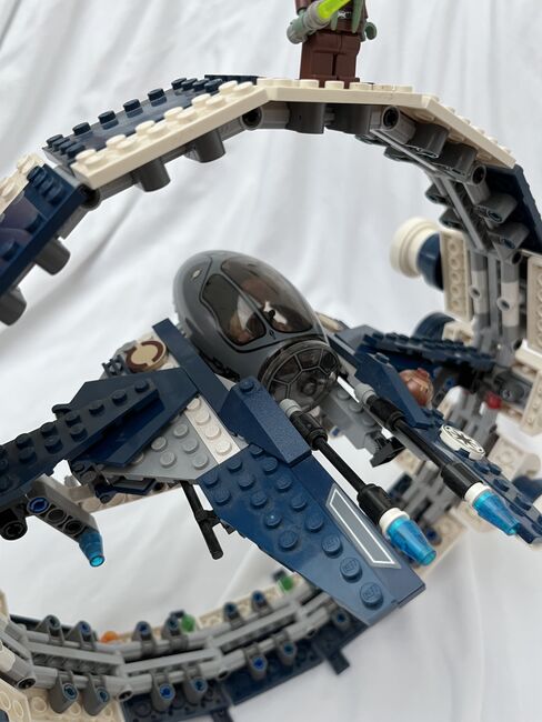 LEGO Star Wars 7661 – Jedi Starfighter met Hyperdrive Booster Ring (2007), Lego 7661, Giel, Star Wars, Panningen, Image 5