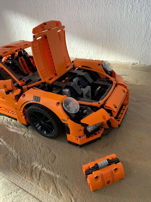LEGO Technic - 42056 - Porsche 911 GT3 RS - Discontinued Model, Lego 42056, Black Frog, Technic, Port Elizabeth, Image 10