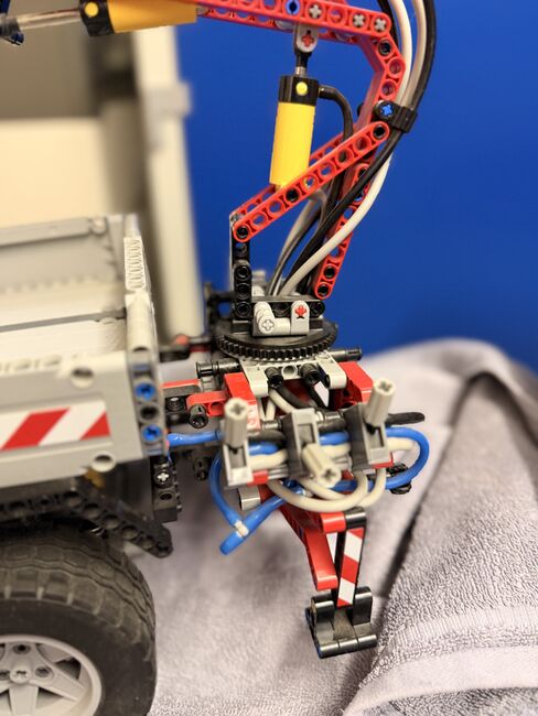 Lego Technik - 8110 Unimog, Lego 8110, Julia Kößer, Technic, Image 8