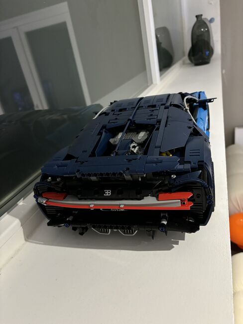LEGO TECHNIC: Bugatti Chiron (42083), Lego, Charles, Technic, London, Image 4