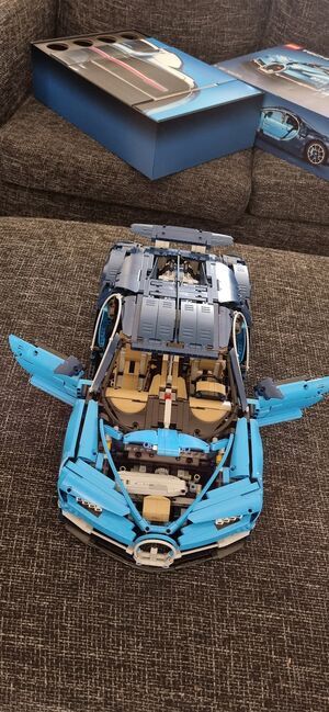 LEGO Technic Bugatti Chiron For sale, Lego 42083, Chantel Steyn, Technic, Roodepoort, Abbildung 2
