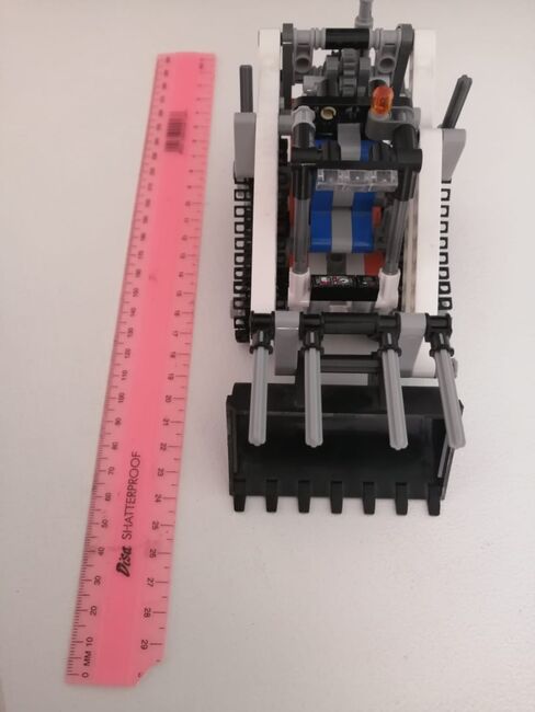 Lego Technic - Compact Tracked Loader - Retired product, Lego 42032, Adele van Dyk, Technic, Port Elizabeth, Abbildung 5