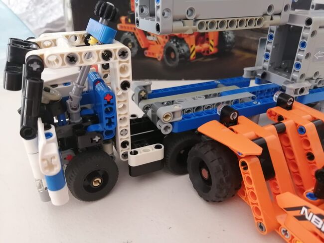 Lego Technic - Container Yard - Retired product., Lego 42062, Adele van Dyk, Technic, Port Elizabeth, Image 5