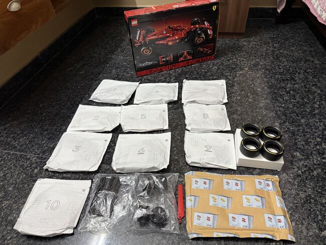 LEGO Technic Ferrari SF-24 F1 Car, Lego 42207, Nikhitha , Technic, Bangalore, Abbildung 3