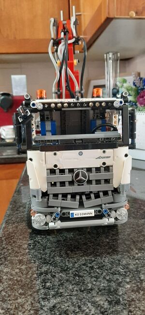 Lego Technic Mercedes Benz Arocs For Sale, Lego 42043, Howard Wallace , Technic, Centurion, Abbildung 3