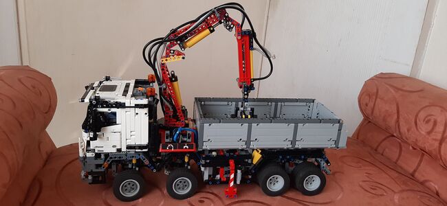 Lego Technic Mercedes Benz Arocs For Sale, Lego 42043, Howard Wallace , Technic, Centurion, Image 6