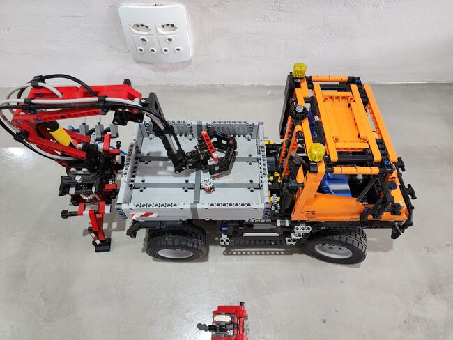 LEGO Technic Mercedez Benz Unimog u400, Lego 8110, Lienke, Technic, Mosselbay , Abbildung 3