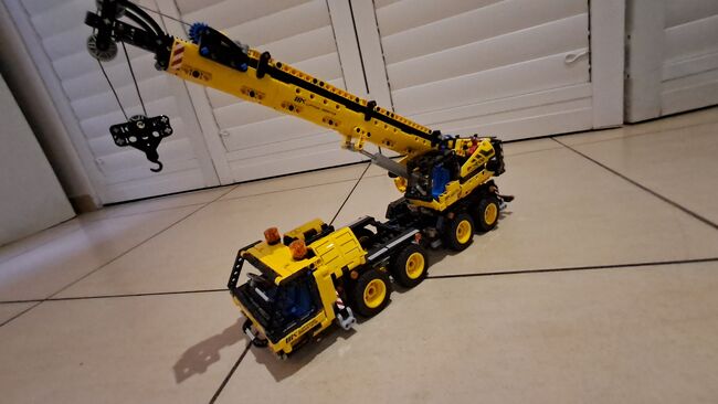 Lego Technic Mobile Crane, Lego 42108, James Roberts, Technic, Randburg, Image 2