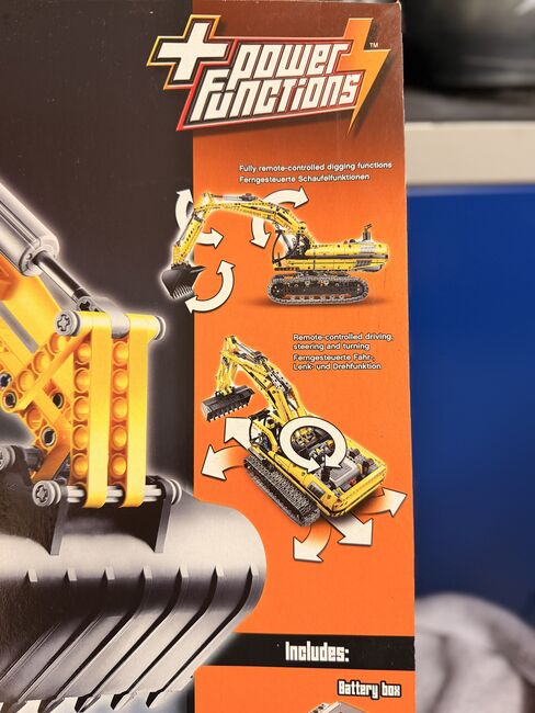Lego Technik - Motorisierter Raupenbagger, Lego 8043, Julia Kößer, Technic, Image 2