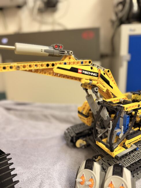 Lego Technik - Motorisierter Raupenbagger, Lego 8043, Julia Kößer, Technic, Image 8