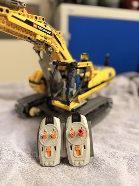 Lego Technik - Motorisierter Raupenbagger, Lego 8043, Julia Kößer, Technic, Image 7