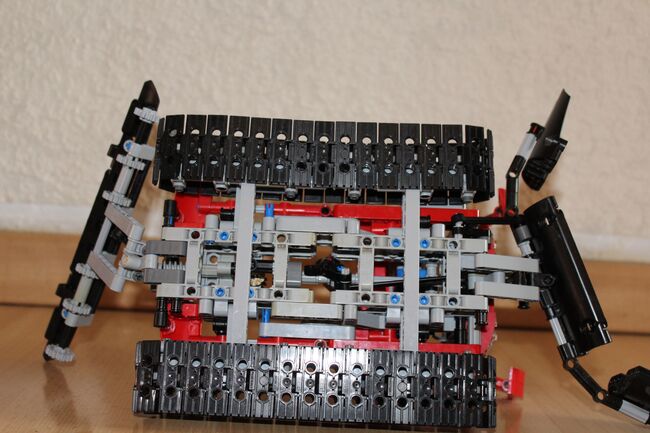 Lego Technic Pistenraupe 8263 OVP, Bauanleitung, Vitirnenmodell, Lego 8263, Marko , Technic, Dessau-Rosslau, Abbildung 6