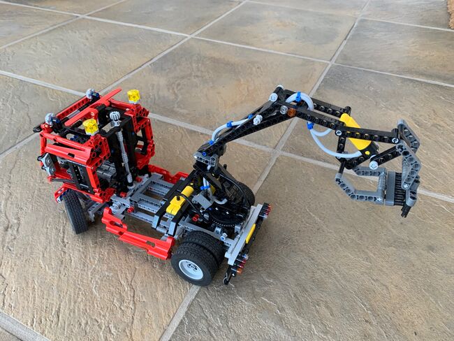 LEGO - Technic - Pneumatic Truck - 8436, Lego 8436, Black Frog, Technic, Port Elizabeth, Abbildung 8