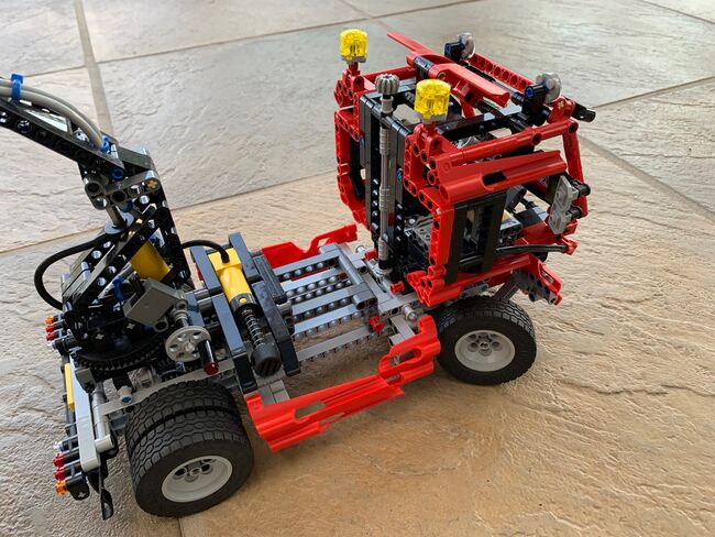 LEGO - Technic - Pneumatic Truck - 8436, Lego 8436, Black Frog, Technic, Port Elizabeth, Abbildung 14