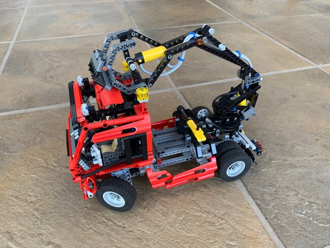 LEGO - Technic - Pneumatic Truck - 8436, Lego 8436, Black Frog, Technic, Port Elizabeth, Image 7