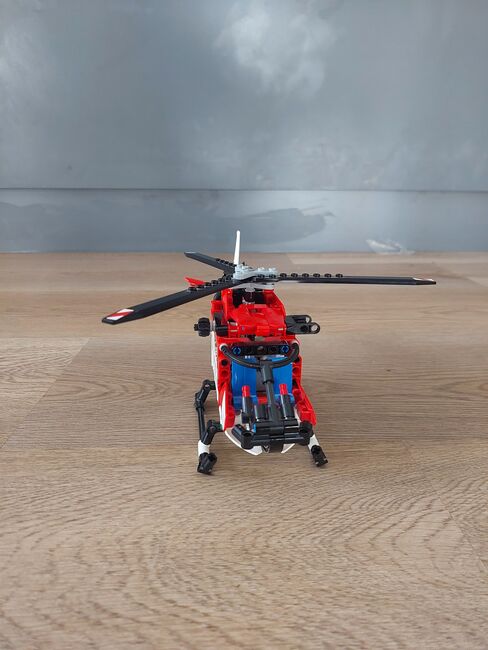 LEGO Technic Rescue Helicopter., Lego 42092, Charnay, Technic, Hermanus , Abbildung 2