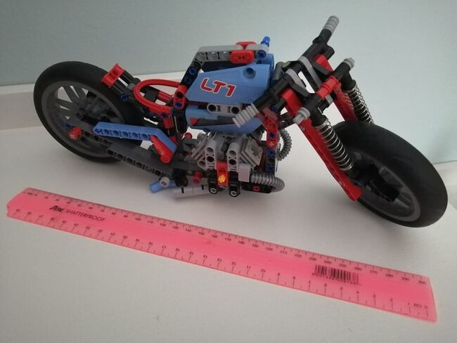 Lego Technic - Street motorcycle 42036 Retired product, Lego 42036, Adele van Dyk, Technic, Port Elizabeth, Abbildung 7