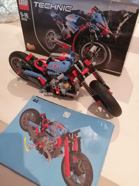 Lego Technic - Street motorcycle 42036 Retired product, Lego 42036, Adele van Dyk, Technic, Port Elizabeth, Image 6