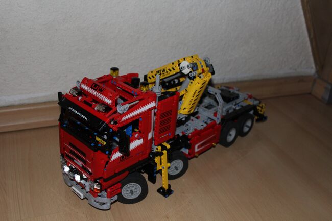 Lego Technic Truck mit Power- Schwenkkran 8258 Vitrinenmodell, OVP, BA, Licht, Lego 8258, Marko , Technic, Dessau-Rosslau, Abbildung 14