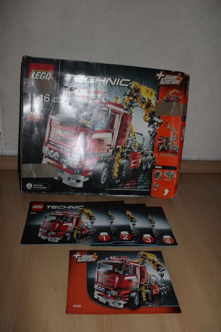 Lego Technic Truck mit Power- Schwenkkran 8258 Vitrinenmodell, OVP, BA, Licht, Lego 8258, Marko , Technic, Dessau-Rosslau