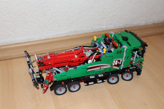 Lego Technik 42008 Abschlepptruck mit Powerfunktion, Vitrinenmodell, Lego 42008, Marko , Technic, Dessau-Rosslau, Image 3