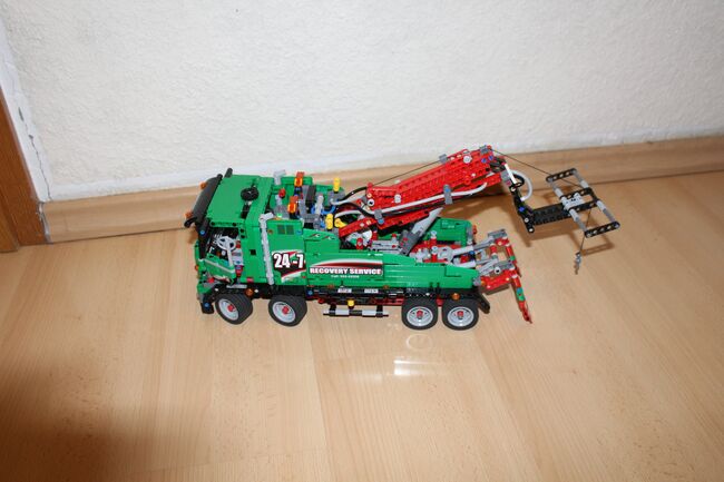 Lego Technik 42008 Abschlepptruck mit Powerfunktion, Vitrinenmodell, Lego 42008, Marko , Technic, Dessau-Rosslau, Image 4