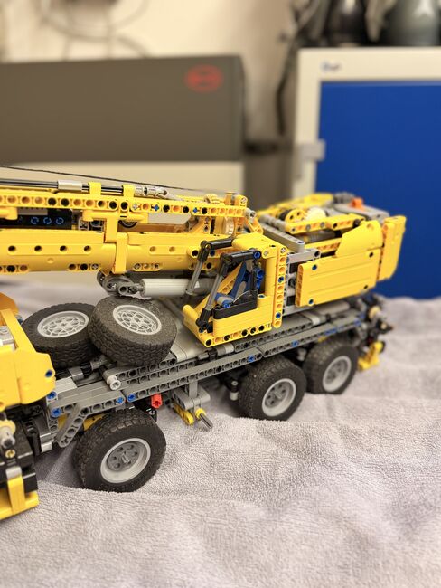 Lego Technik- mobiler Schwerlastkran, Lego 42009, Julia Kößer, Technic, Image 10
