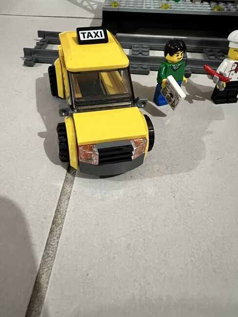 Lego Train Station, Lego 60050, Aaron, City, The Ponds, Abbildung 7