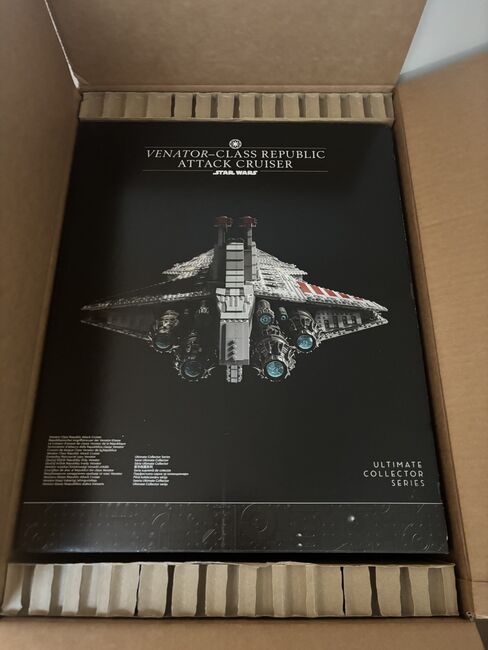 Lego venator class republic attack cruiser, Lego, Lisa Rees, Star Wars, Cardiff