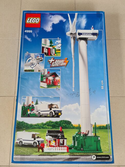 Lego Vestas Wind Turbine Limited Edition #4999, Lego 4999, Mr Foo, Town, Singapore, Image 3