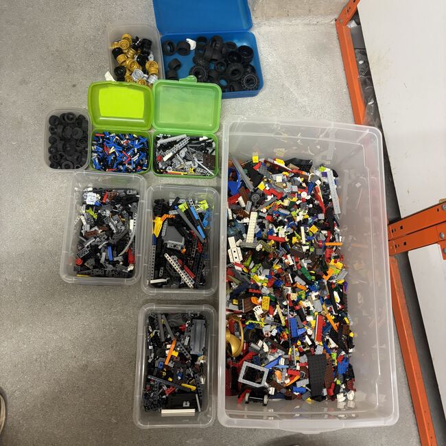 Viele Legoteile, Lego, Loic Käser, other, Schliern