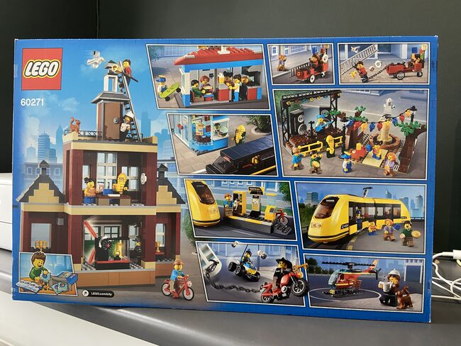 Main Square - Retired Set, Lego 60271, T-Rex (Terence), City, Pretoria East, Image 2