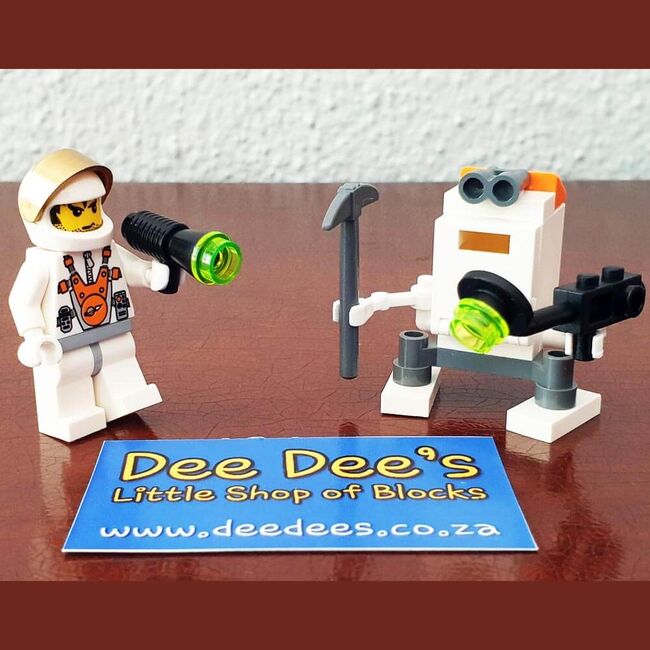 Mini Robot, Lego 5616, Dee Dee's - Little Shop of Blocks (Dee Dee's - Little Shop of Blocks), Space, Johannesburg, Image 2