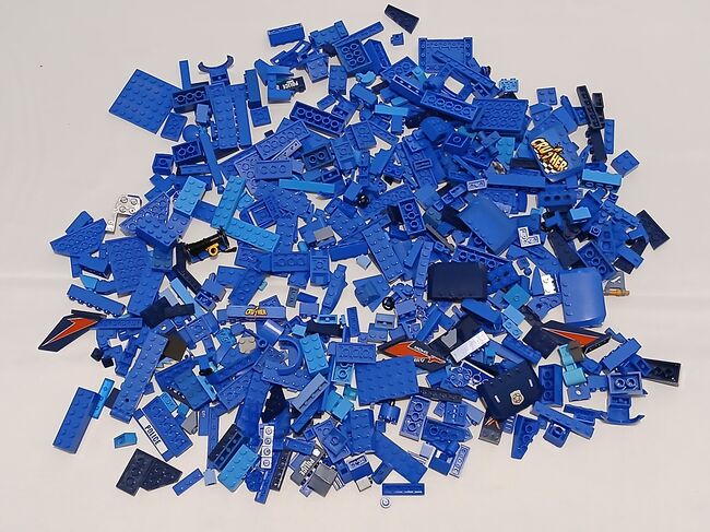 Mixed Blue Pieces, Lego, Giles, other, Exeter