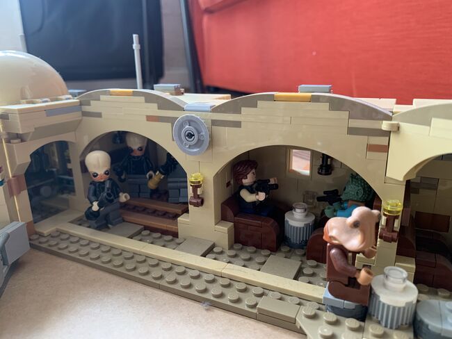 Mos Eisley Cantina, Lego 75290, M Hare, Star Wars, Chesterfield, Image 5