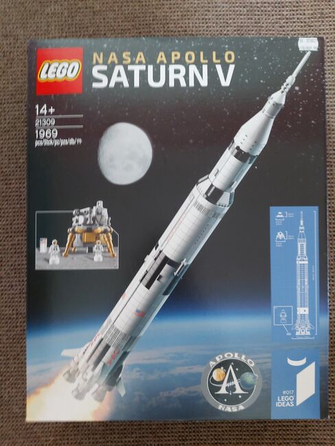 Nasa Apollo Saturn V, Lego 21309, Tracey Nel, Ideas/CUUSOO, Edenvale