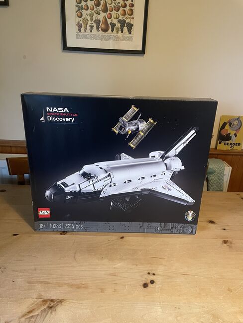 NASA space shuttle discovery, Lego 10283, Stanley Crump, Space, Peterborough