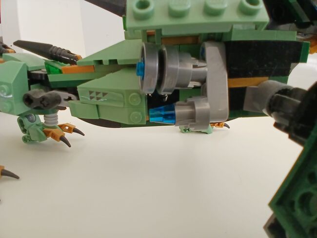 Ninjago Loyd's Drache, Lego 70612, Tomas Redonda, NINJAGO, Zug, Image 2