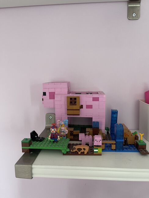The pig house, Lego 21170, Leanne Culkin, Minecraft, Crewe, Image 2