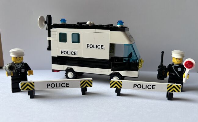 Police Command Unit 1986, Lego 6676, Carolyn Campbell, Town, Anstruther , Abbildung 2