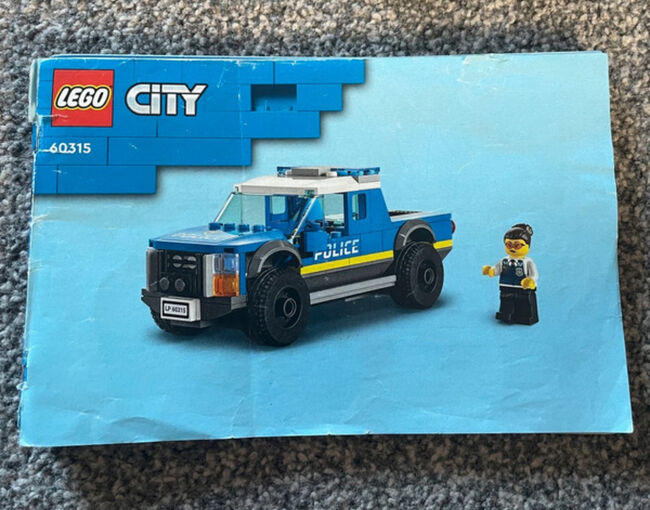 Police Mobile Command Truck, Lego 60315, Kirsty, City, Image 6