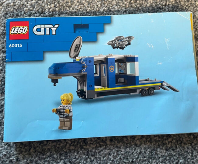 Police Mobile Command Truck, Lego 60315, Kirsty, City, Image 5