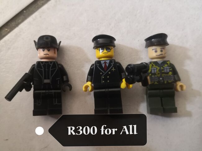 Police Officers Figurines, Lego, Esme Strydom, Diverses, Durbanville