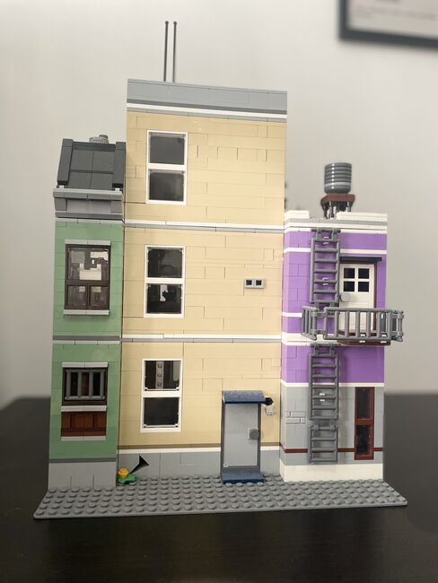 Police station modular, Lego 10278, Charlie Hollingsworth, Modular Buildings, Grantham, Lincolnshire , Abbildung 5