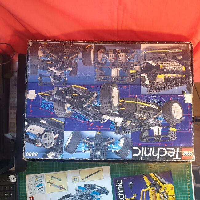 Rare Collector’s Item SuperCar Technic Set 8880. One of LEGO’s Technic legends from the mids 90’s wi, Lego 8880, Dayne, Technic, Cape Town, Abbildung 5