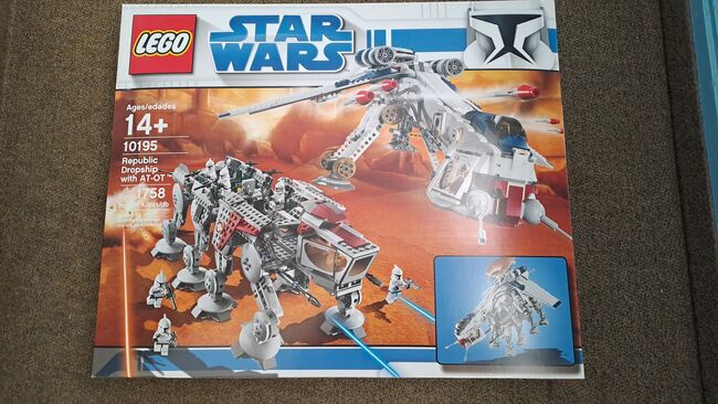 Republic Dropship with AT-OT, Lego 10195, Lucia, Star Wars, Wettingen