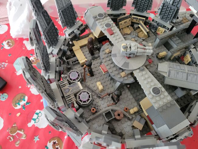 Star wars Millennium falcon, Lego, Lee , Star Wars, South ockendon, Abbildung 5